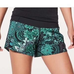 Lululemon Run Times Short II *4" Memoir Multi Green / Black